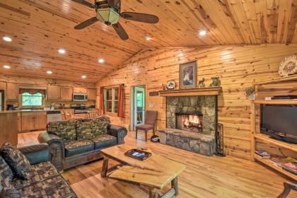 The Mountain View Sautee Mountain Retreat! - image 11