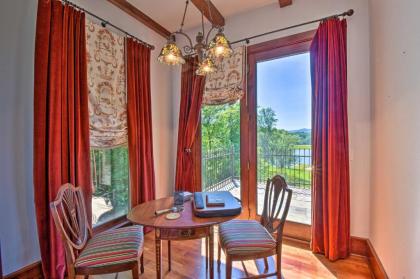 Owls Nest Estate Top Floor with Shared Pool! - image 10