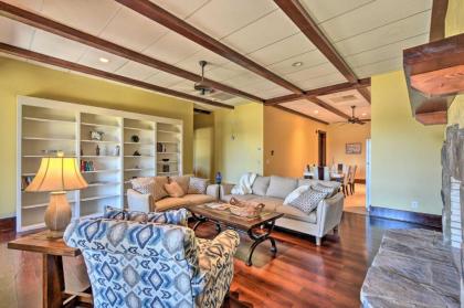 Inviting Bottom-Floor Apartment at Owls Nest! - image 7