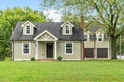 Farmhouse with Carriage House-Campbell Downtown