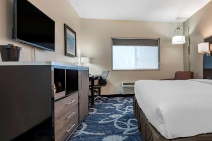 Comfort Inn & Suites Liverpool NY - image 9