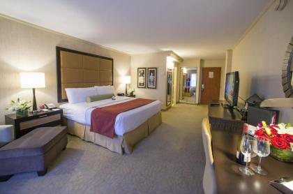 Crowne Plaza Wilmington North an IHG Hotel - image 11