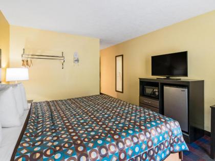 Americas Best Value Inn - Clayton - image 13