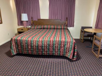 Regal Inn Clayton - image 10