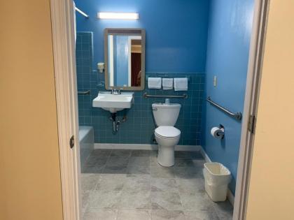 Regal Inn Clayton - image 11