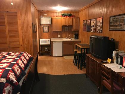 Mountain Aire Cottages & Inn - image 4