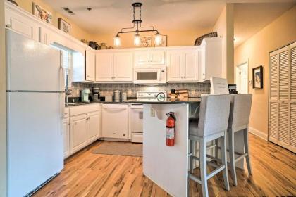 Clayton Condo with Balcony - on Kingwood Golf Course - image 15