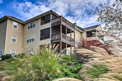 Clayton Condo with Balcony - on Kingwood Golf Course - image 8