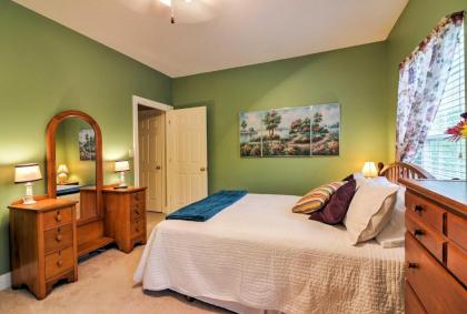 Clayton Condo on Kingwood Golf Course Near Main St - image 4