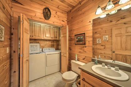 Pet-Friendly Cozy Cabin with Views By Black Rock! - image 13