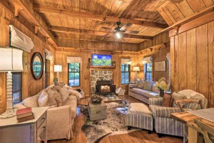 Unique Nature Lovers Haven Fire Pit and BBQ! - image 8