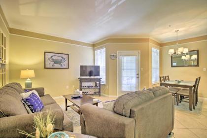 Updated and Modern Condo - 4 Mi to Clearwater Beach! - image 6