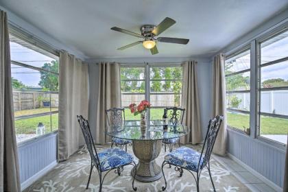 Retreat with Patio 6 mi to Clearwater Beach! - image 9