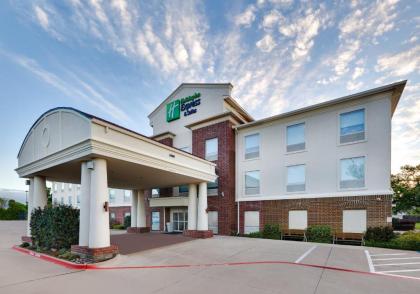 Holiday Inn Express Hotel & Suites Cleburne an IHG Hotel - image 12