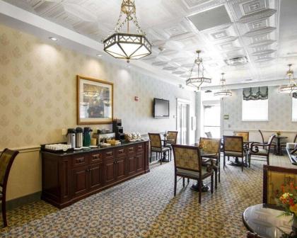 Liberty Hotel Ascend Hotel Collection - image 12