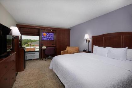 Hampton Inn Clemson - image 12