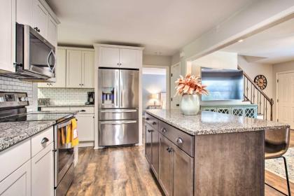 Modern Home with Yard and Deck 1 Mi to Clemson U! - image 15