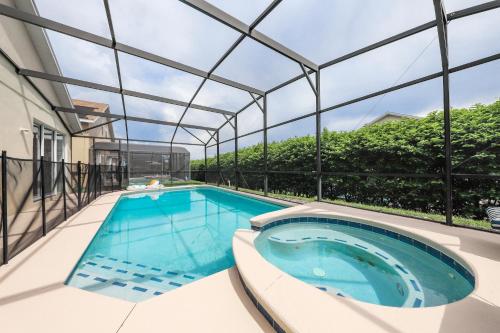 Sunshine Oasis - main image