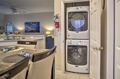 Spacious Clermont Getaway Only 10 Miles to Disney! - image 4
