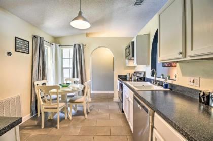 Charming Clermont Home 10 Mi to Disney Parks! - image 12