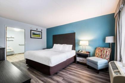Clarion Inn Cleveland - image 19