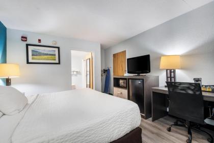 Clarion Inn Cleveland - image 2