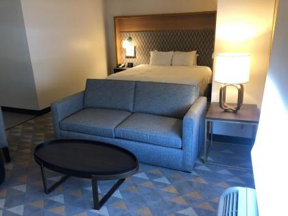 Holiday Inn Cleveland an IHG Hotel - image 6