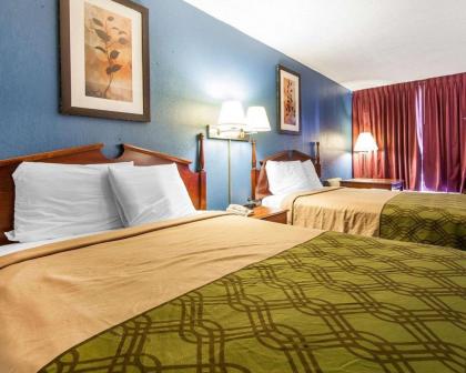 Econo Lodge Cleveland - image 9