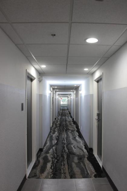 Comfort Inn & Suites Cleveland - image 5