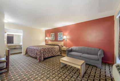 Knights Inn - Cleveland - image 14