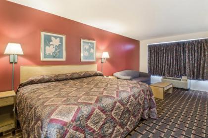 Knights Inn - Cleveland - image 15