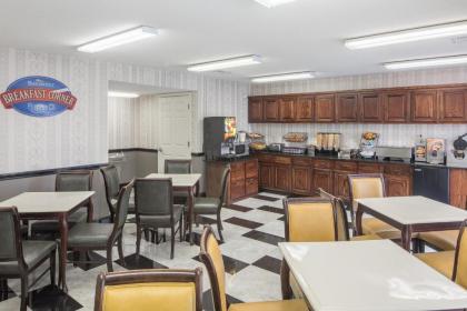 Baymont by Wyndham Cleveland - image 11