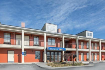 Baymont by Wyndham Cleveland - image 8