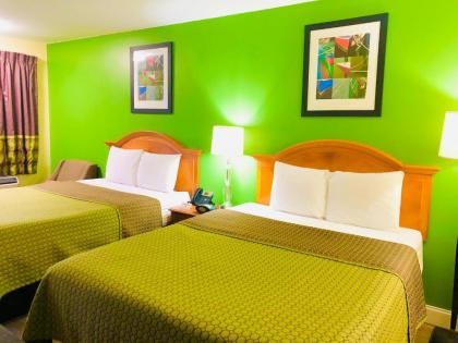 Classic Suites - Cleveland - image 12