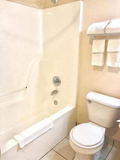 Classic Suites - Cleveland - image 4