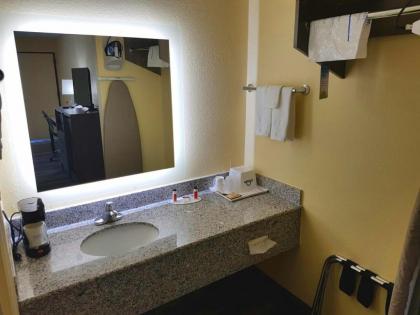 Days Inn by Wyndham Cleveland TN - image 11