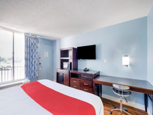 OYO Hotel Cleveland TN - image 6