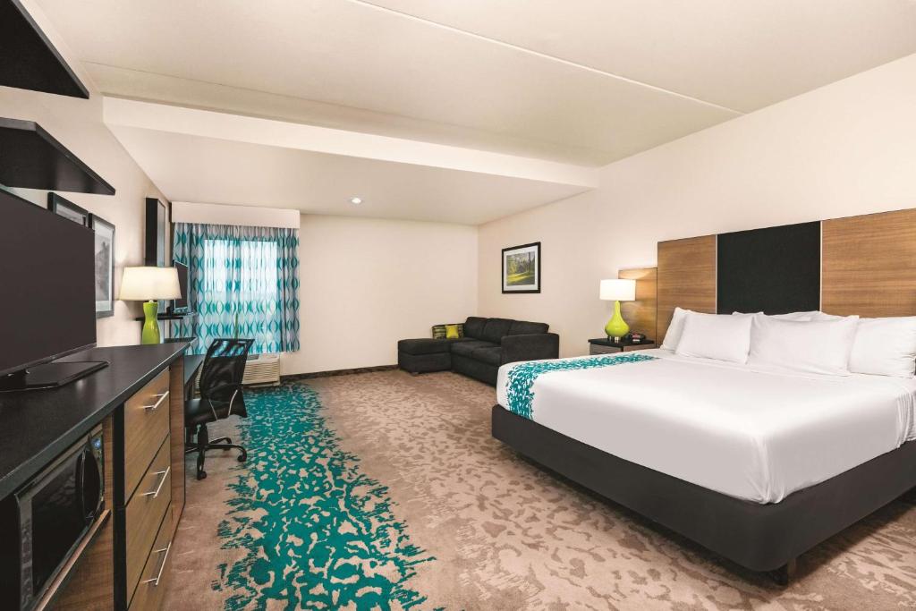 La Quinta by Wyndham Cleveland TN - image 6