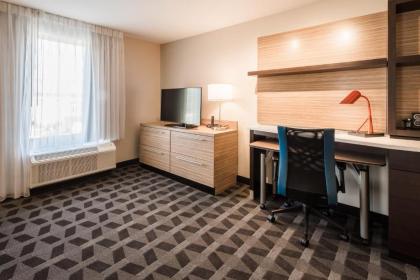 TownePlace Suites by Marriott Cleveland - image 13