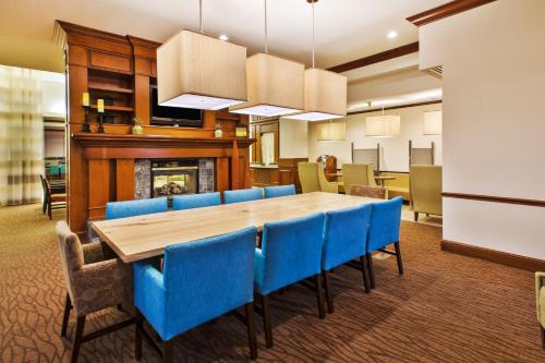 Hilton Garden Inn Cleveland Downtown - image 3