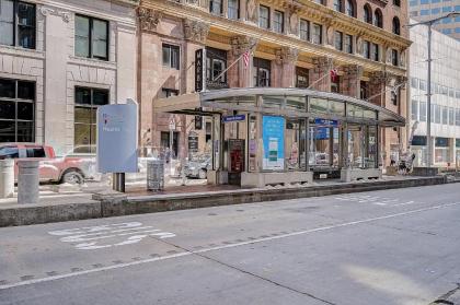 Frontdesk I Lofts at 629 Euclid Downtown Cleveland - image 14