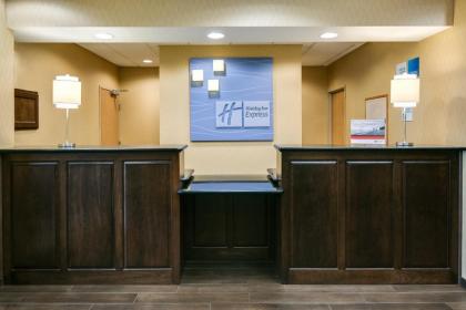 Holiday Inn Express & Suites Clinton an IHG Hotel - image 6