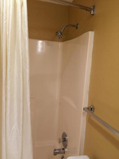 Wye Motel - image 15
