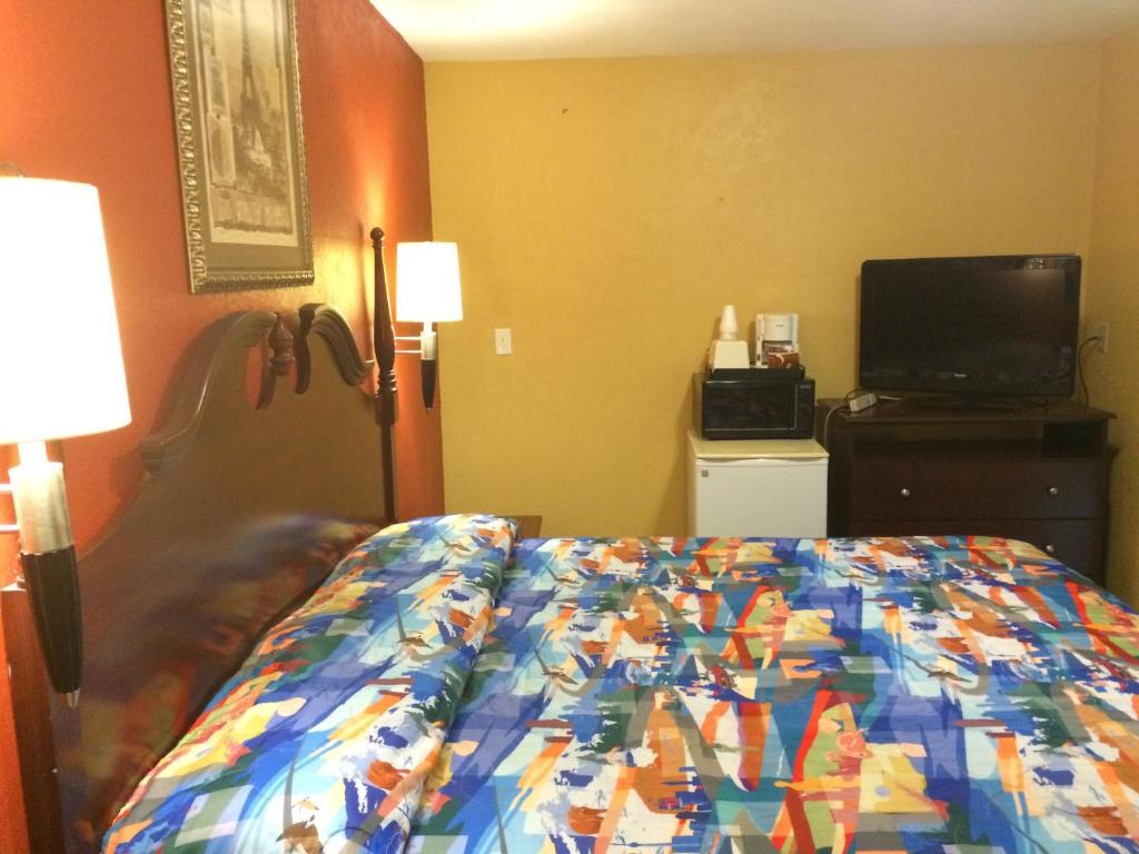 Wye Motel - image 2
