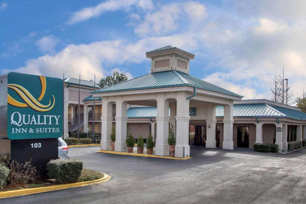 Quality Inn Clinton - main image