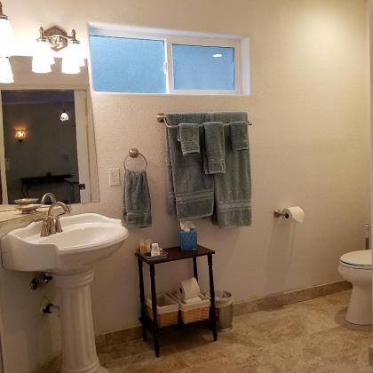 Arbor Rouge Cottage - image 11