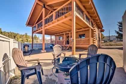 Pet Friendly Cloudcroft Cabin Walk to Shops and Food New Mexico