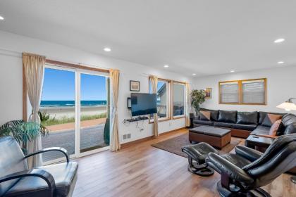 Holiday homes in Cloverdale Oregon