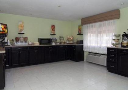 Quality Inn Clovis - image 12