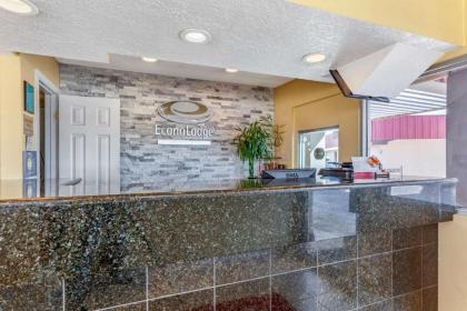 Econo Lodge Clovis - image 6